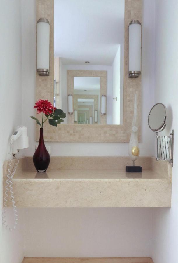 Kulraya Villas - Luxury Serviced Pool Villas Koh Lanta Bagian luar foto