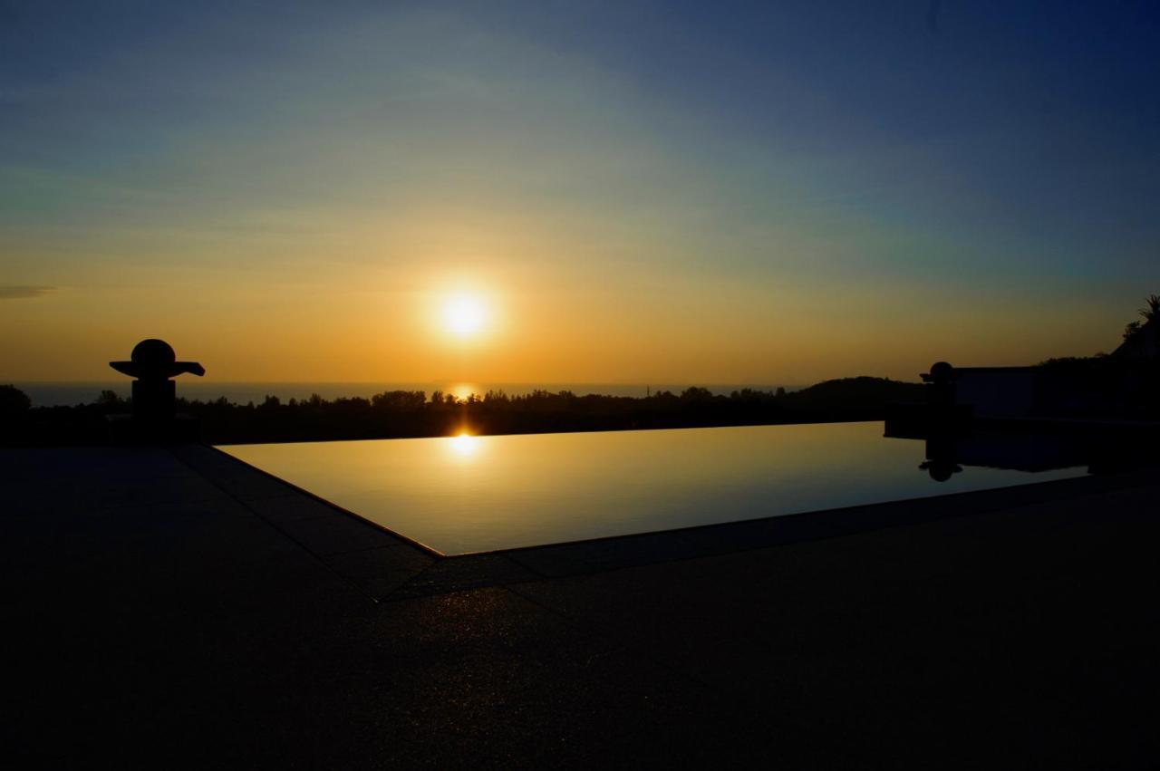 Kulraya Villas - Luxury Serviced Pool Villas Koh Lanta Bagian luar foto