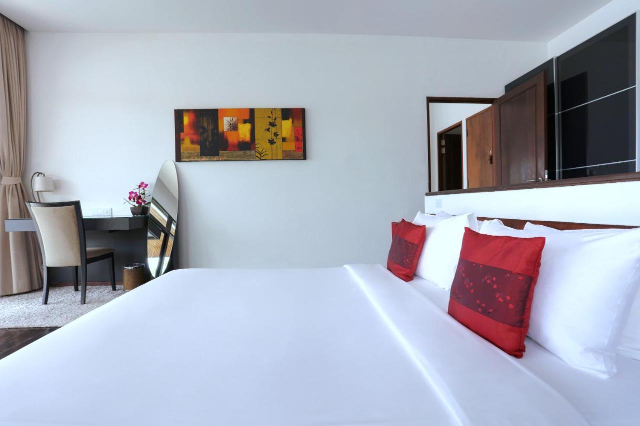 Kulraya Villas - Luxury Serviced Pool Villas Koh Lanta Bagian luar foto